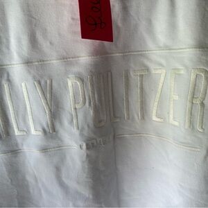 NWT Lilly Pulitzer crew neck, size S